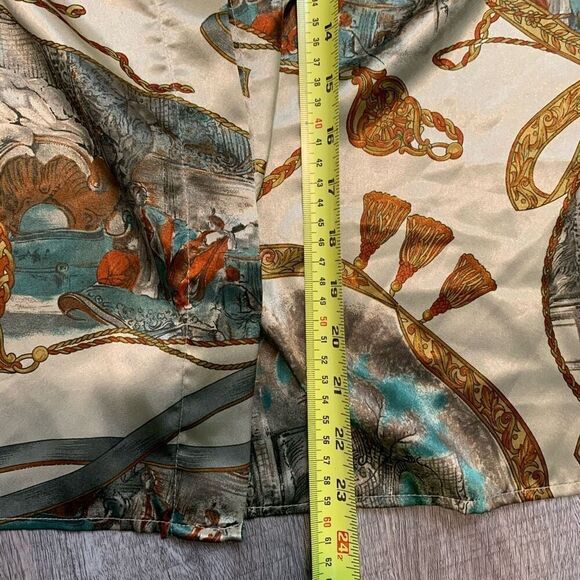 Vintage Eva Laurel Tan Satin Blouse Button Down 8 M Greek Renaissance - Picture 8 of 8